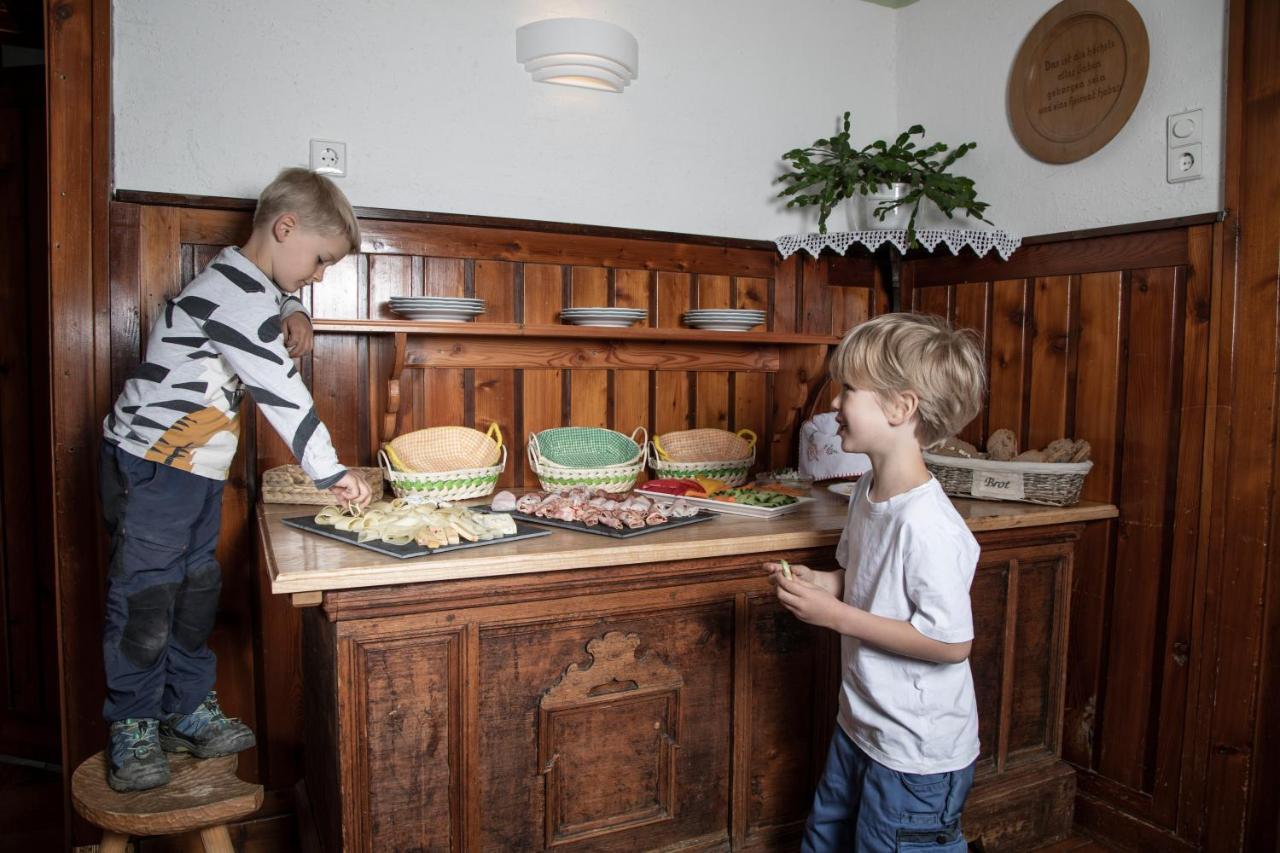 Schullerhof Hotel Hermagor-Pressegger See Eksteriør billede